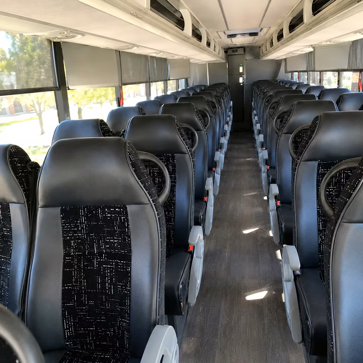 boston charter bus rentals to manchester and providence airports